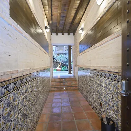 El Patio De *