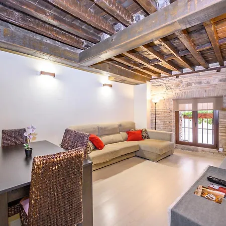 Apartment El Patio De Toledo