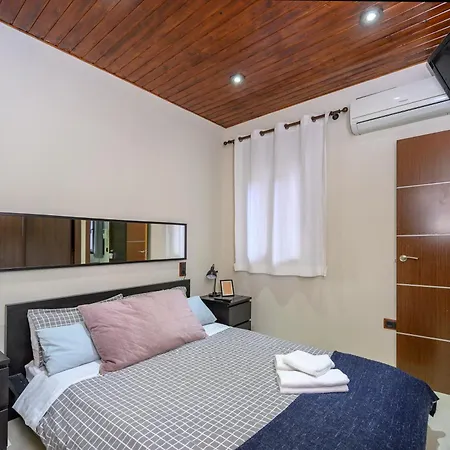 El Patio De Apartment
