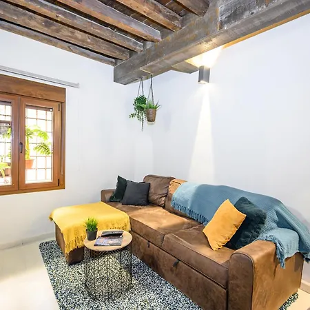 El Patio De Apartment *