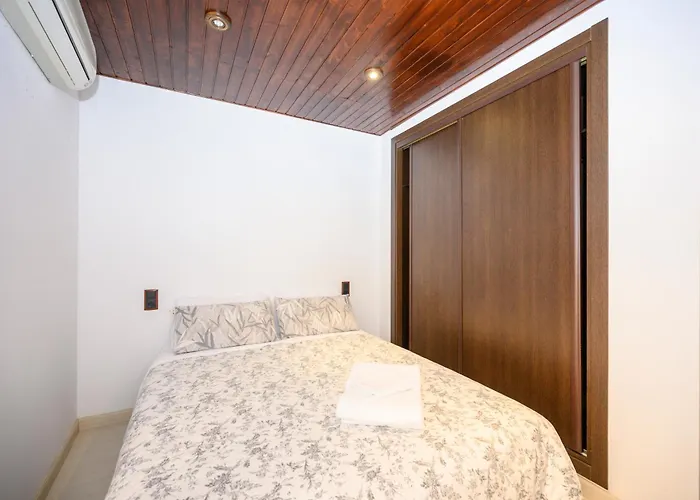 아파트 El Patio De 톨레도